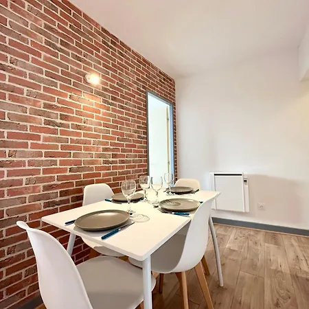 La Confluence - Vue Imprenable & Hyper Centre شقة مونت دي مارسان